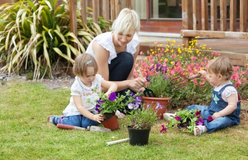 Materials and repair methods used for fence repairs in Parsonsgreen